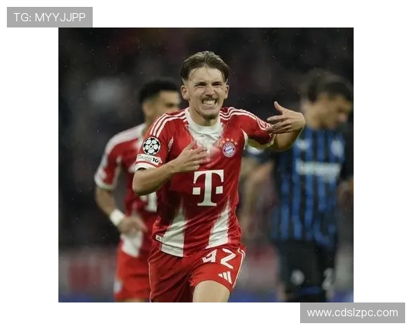 拜仁17岁新星卡多佐大腿受伤 拜仁17岁新星卡多佐大腿受伤